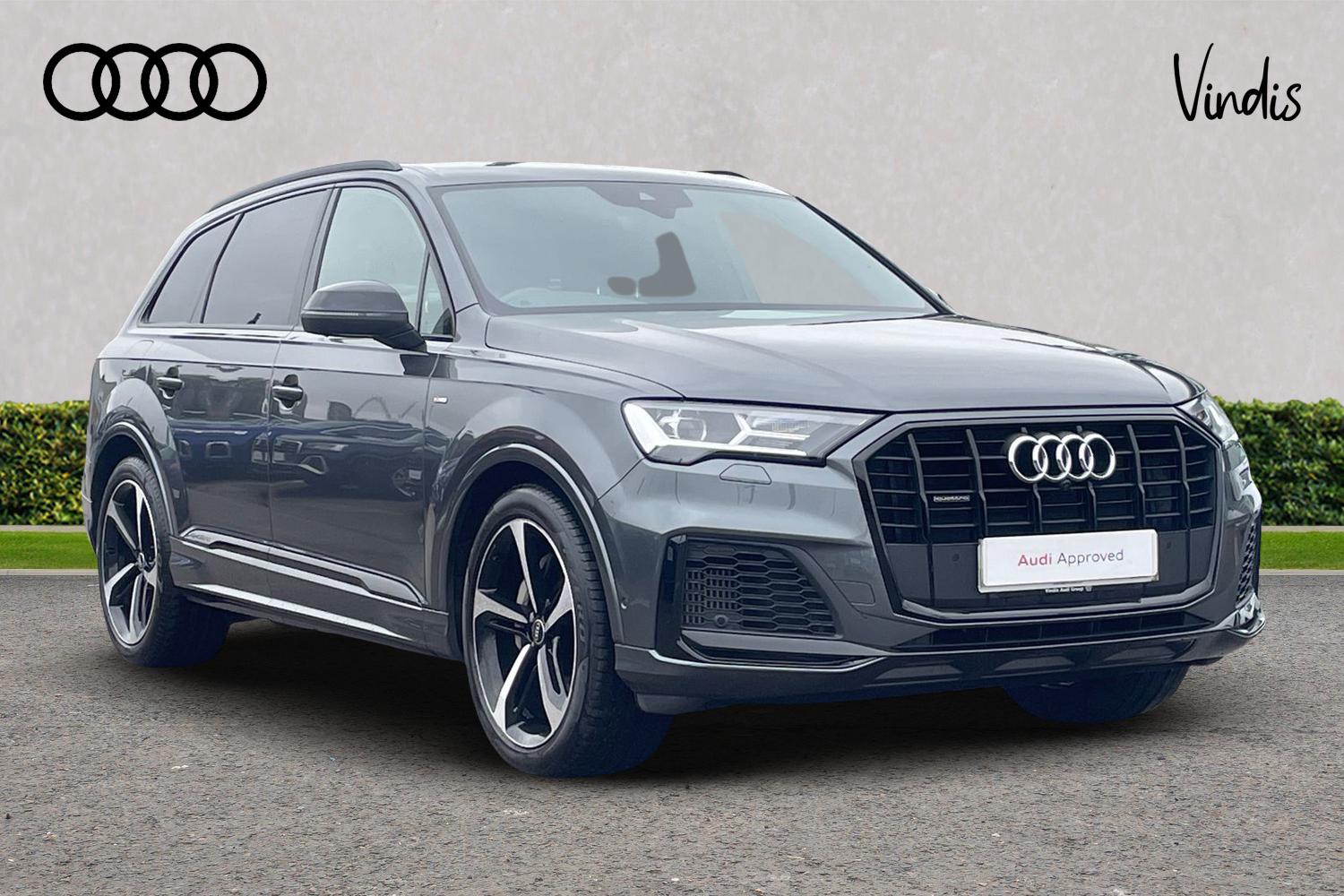Main listing image - Audi Q7