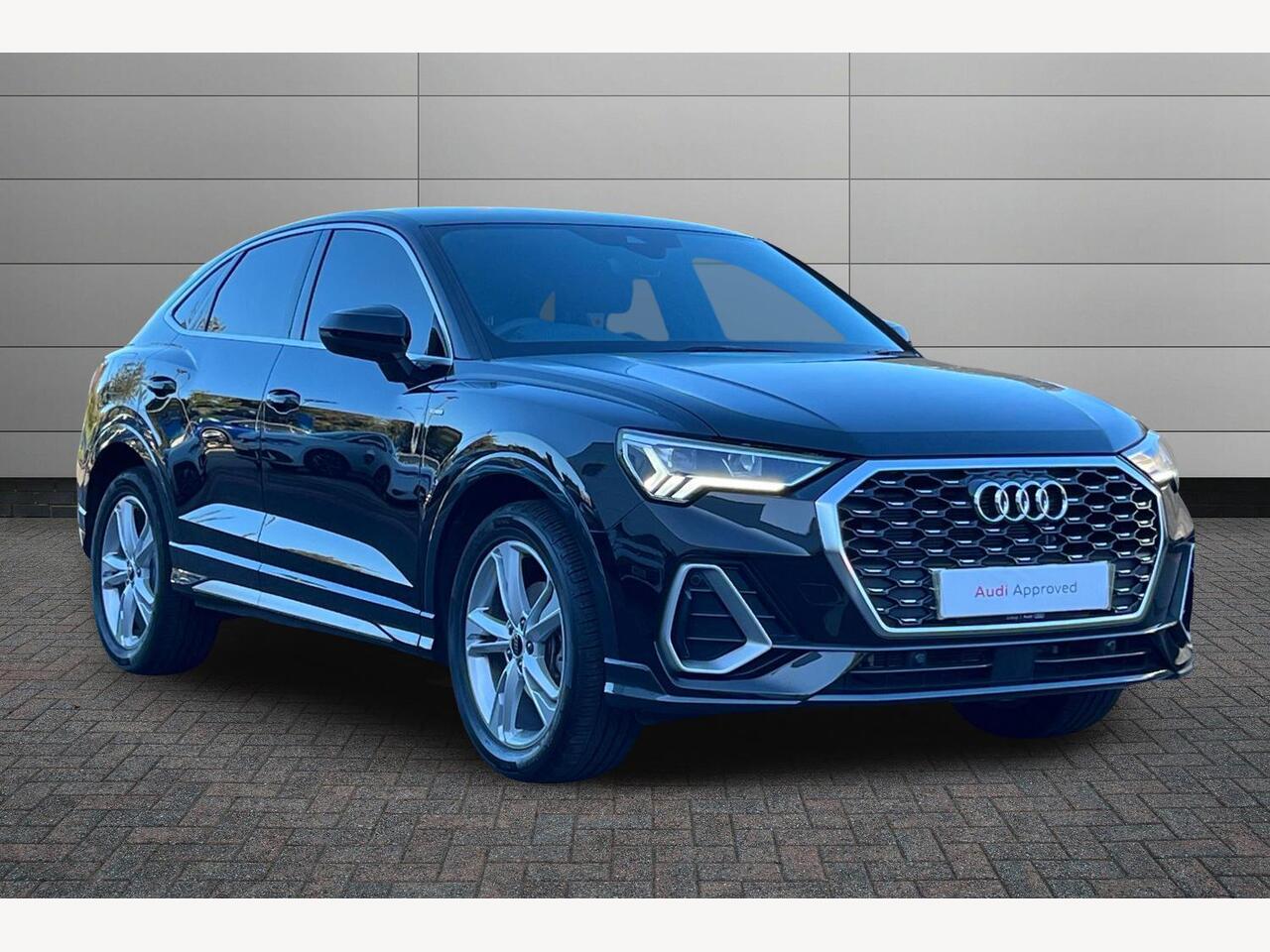 Main listing image - Audi Q3