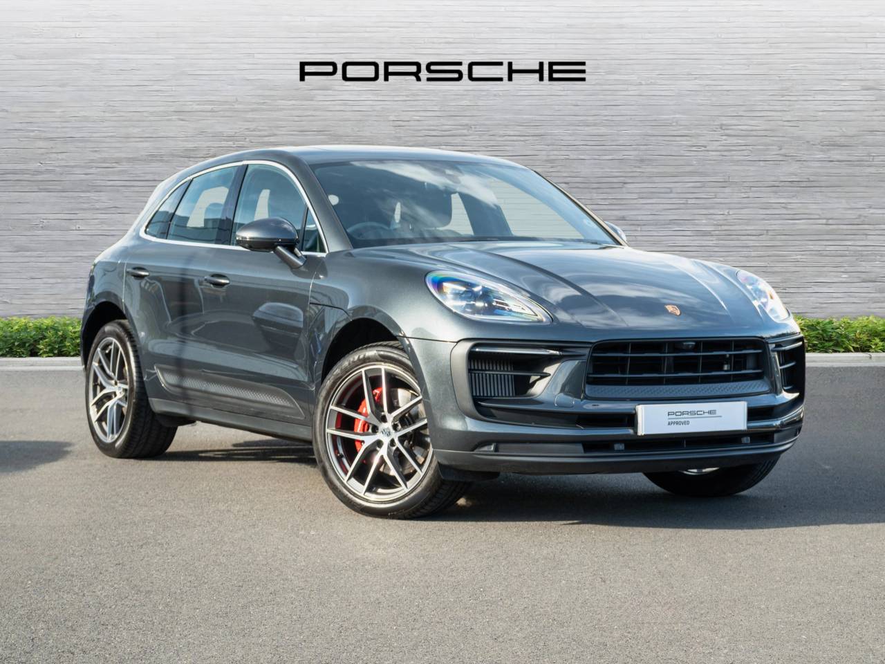 Main listing image - Porsche Macan