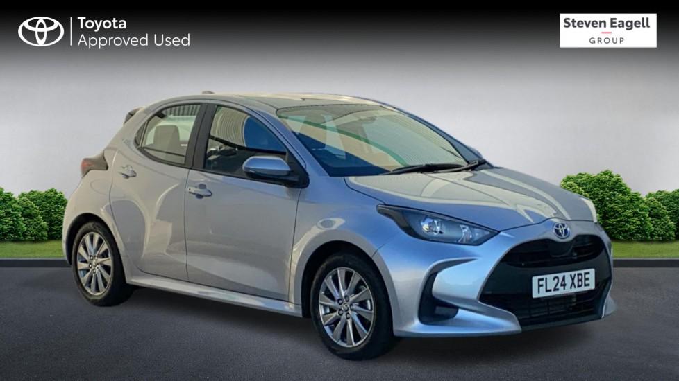 Main listing image - Toyota Yaris