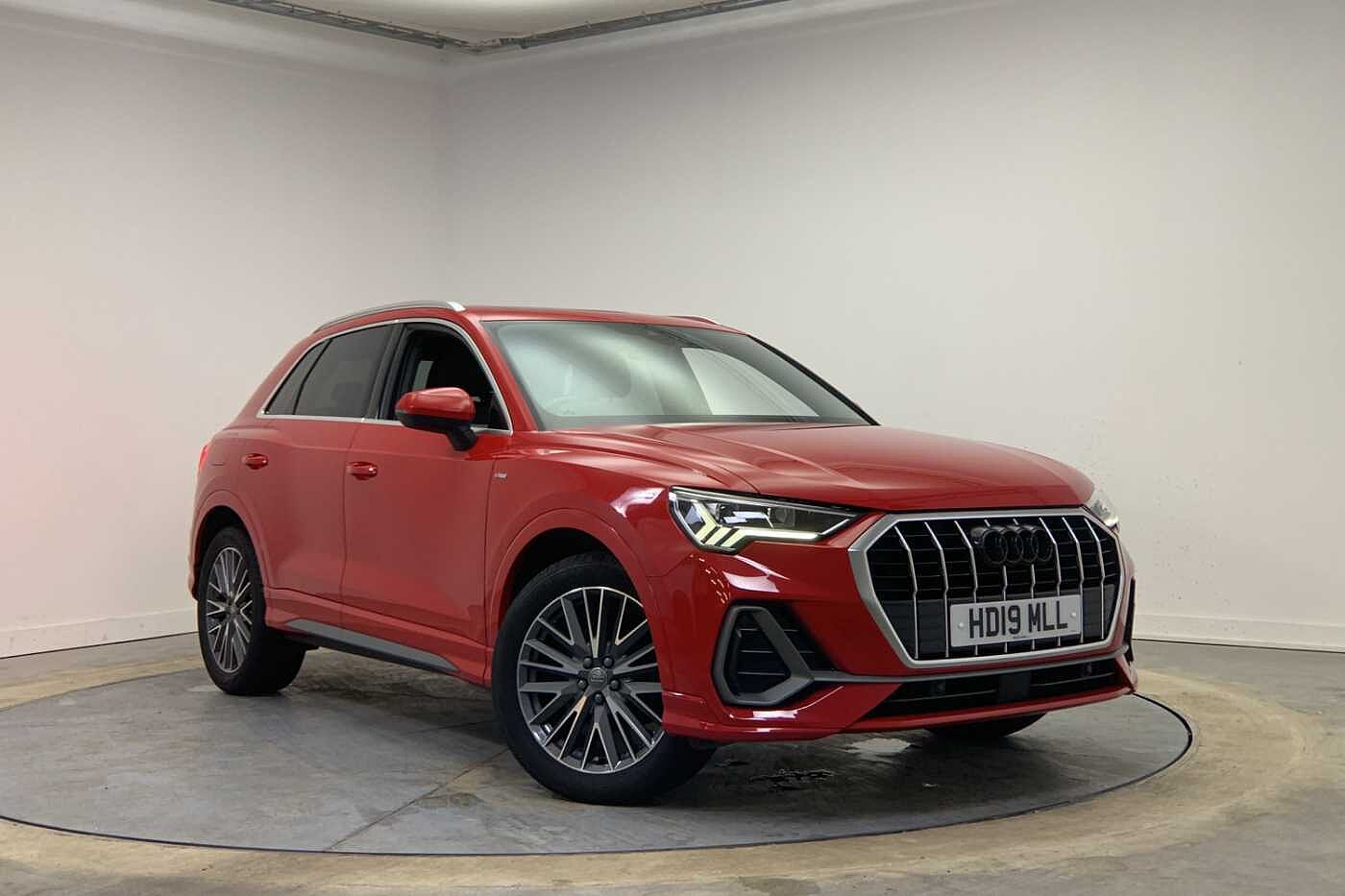 Main listing image - Audi Q3