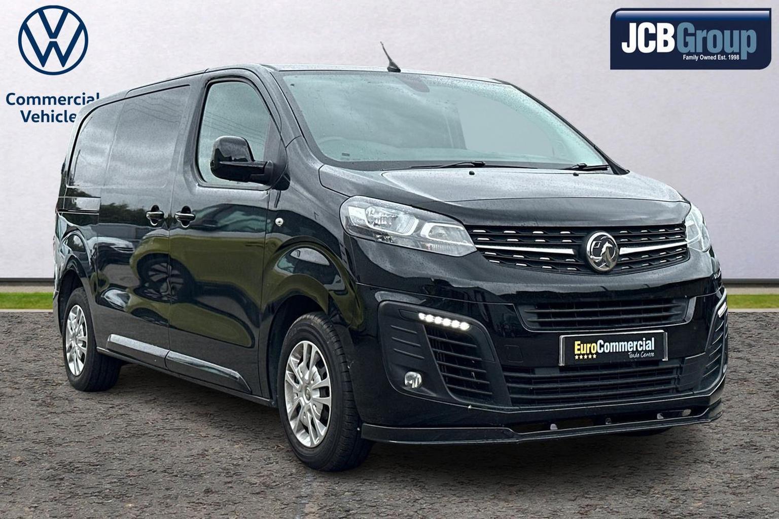 Main listing image - Vauxhall Vivaro