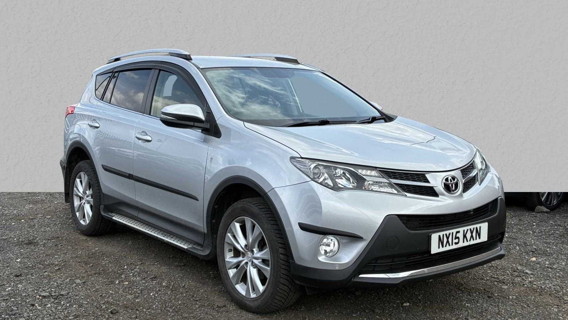 Main listing image - Toyota RAV4