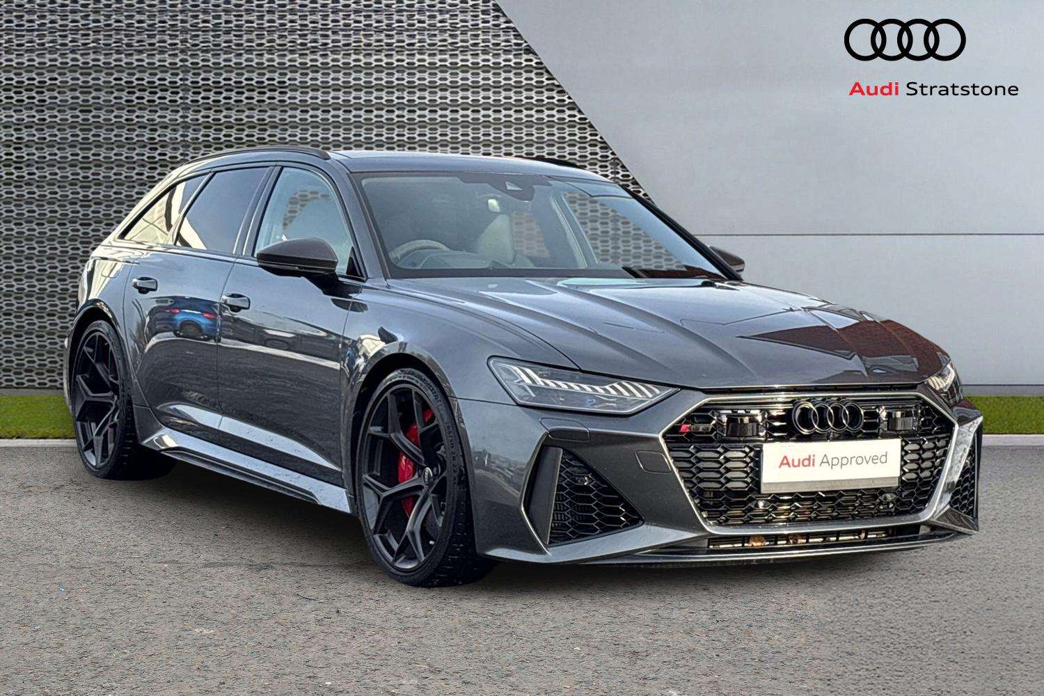 Main listing image - Audi RS6