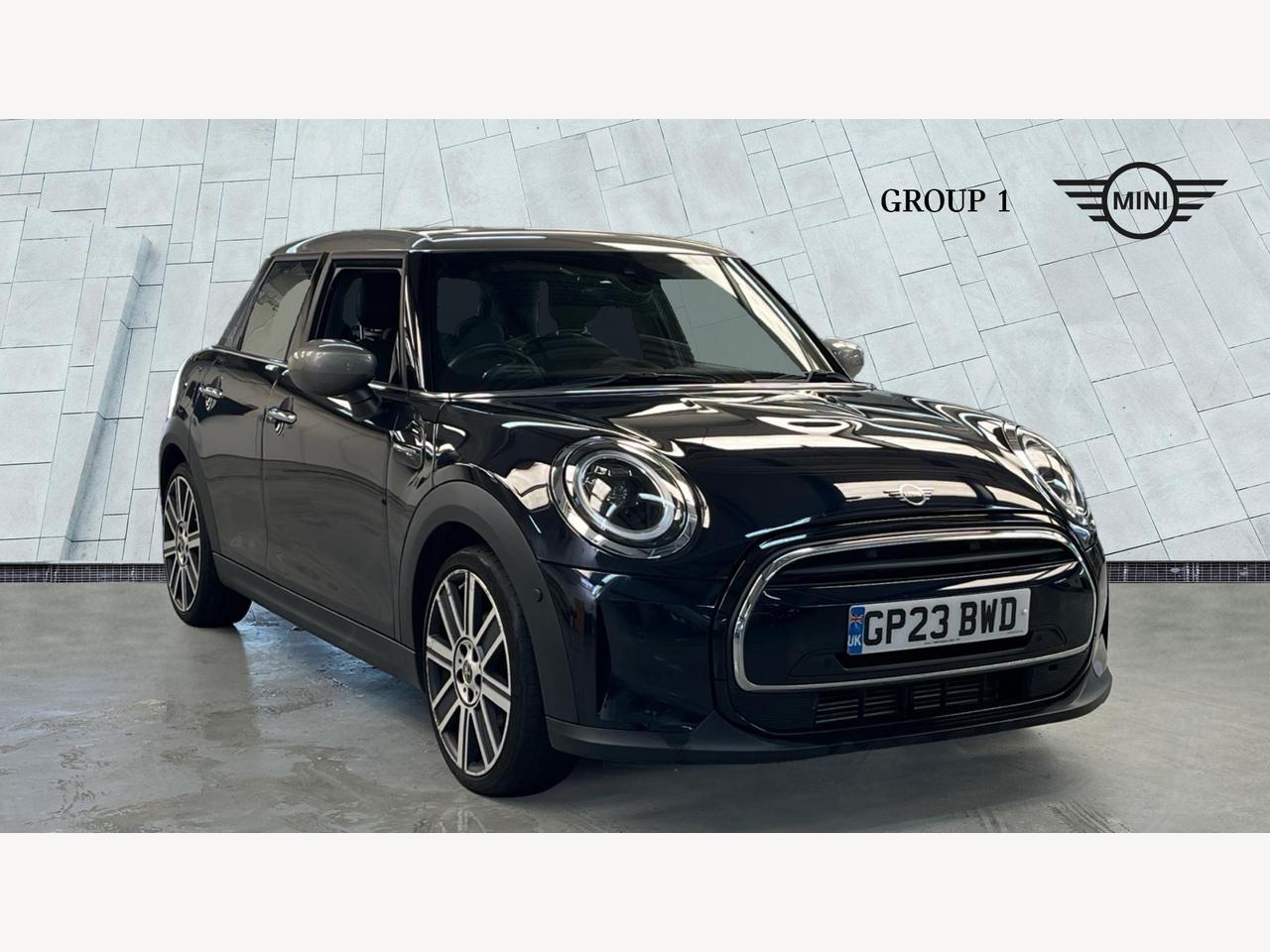 Main listing image - MINI Hatchback 5dr