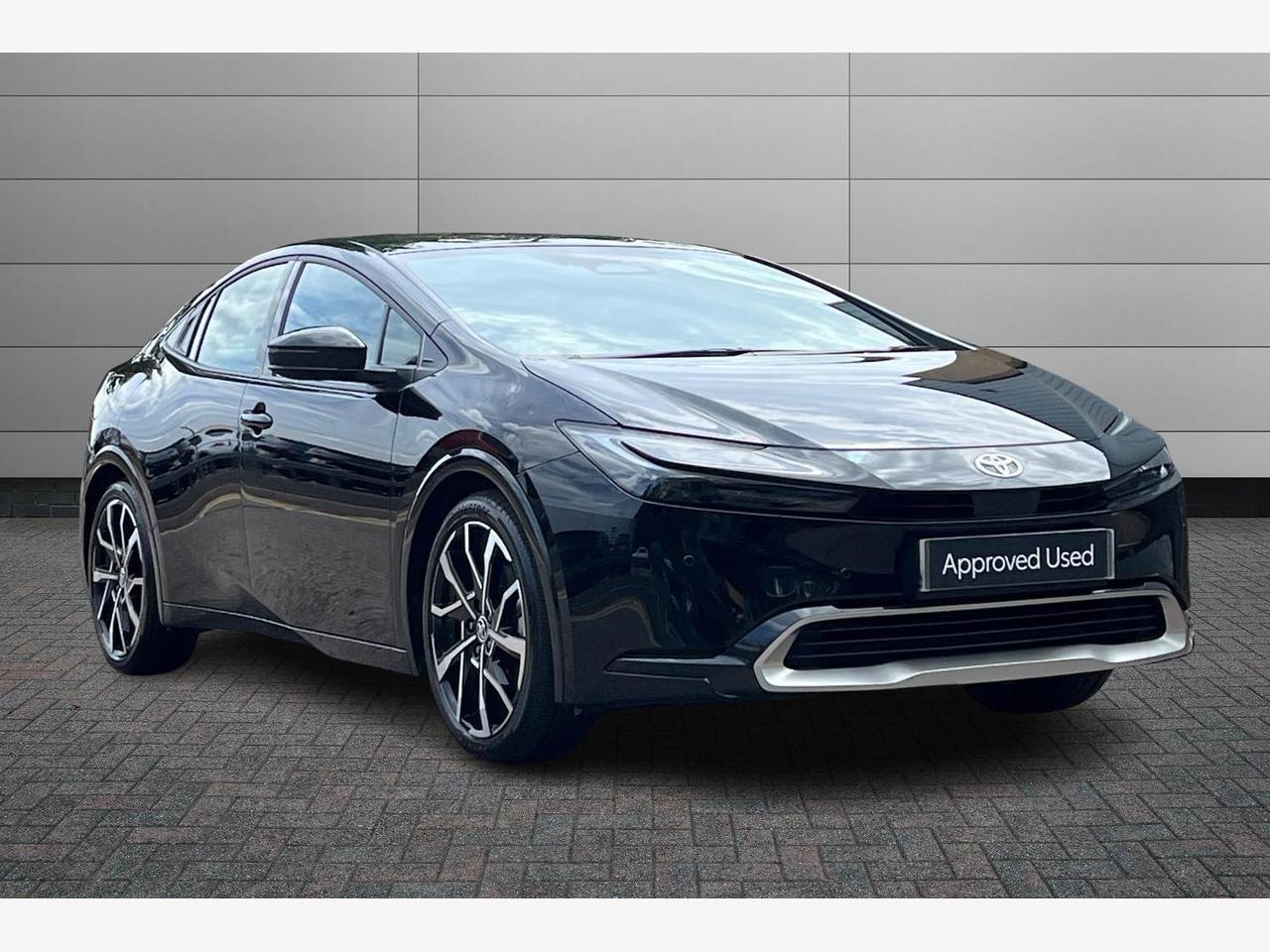 Main listing image - Toyota Prius Plug-In