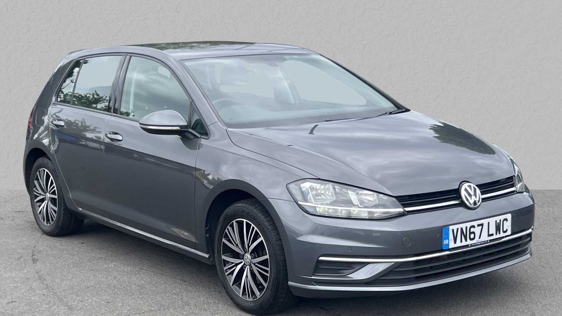 Main listing image - Volkswagen Golf