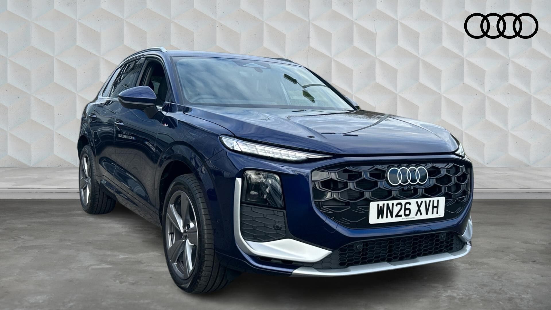 Main listing image - Audi Q3