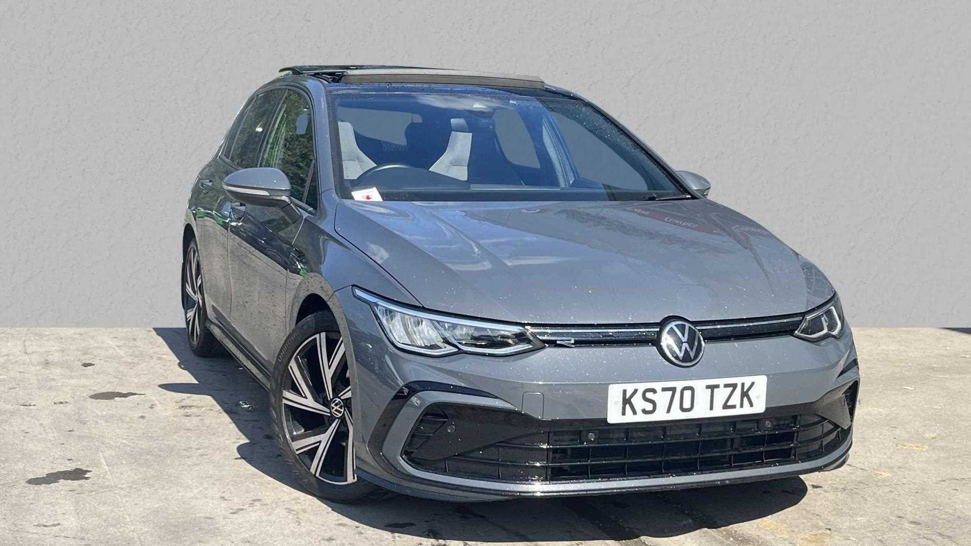 Main listing image - Volkswagen Golf