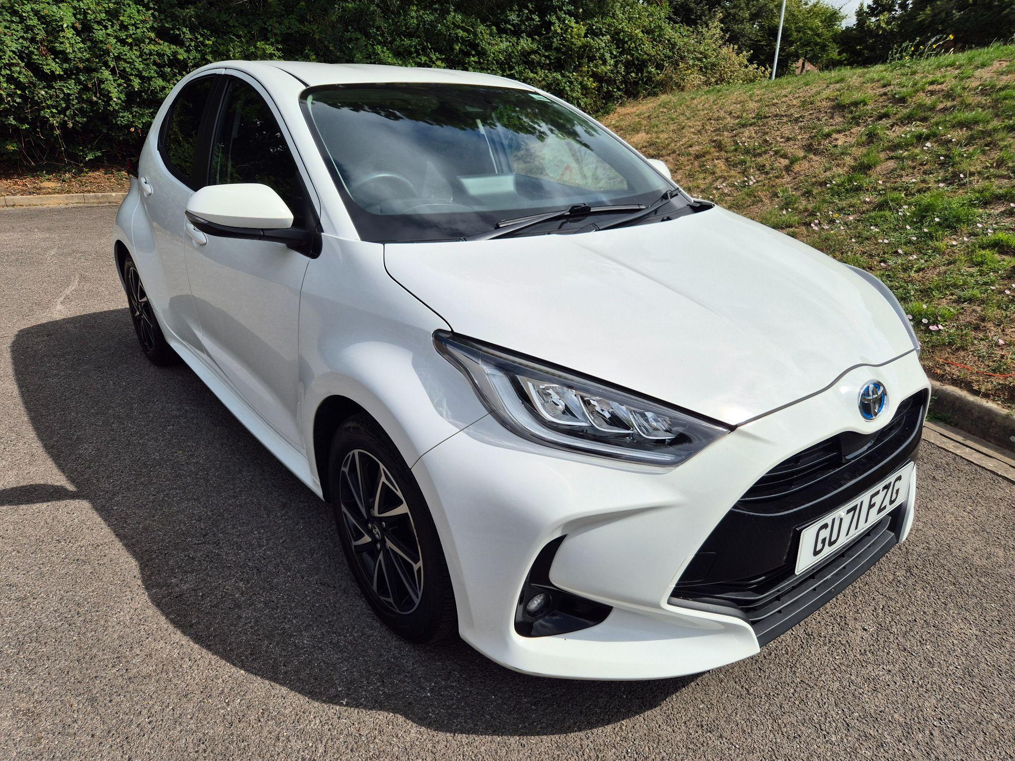 Main listing image - Toyota Yaris