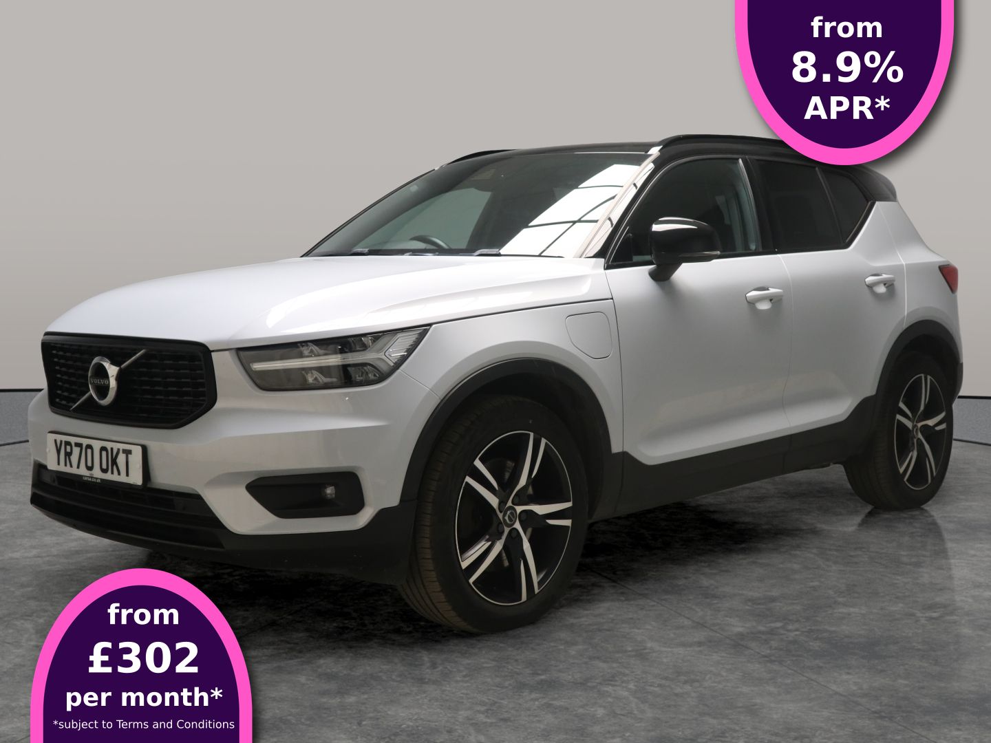 Main listing image - Volvo XC40 Recharge