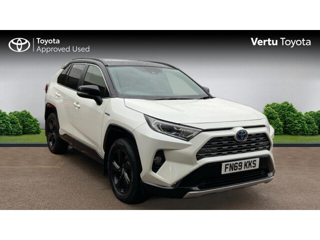 Main listing image - Toyota RAV4