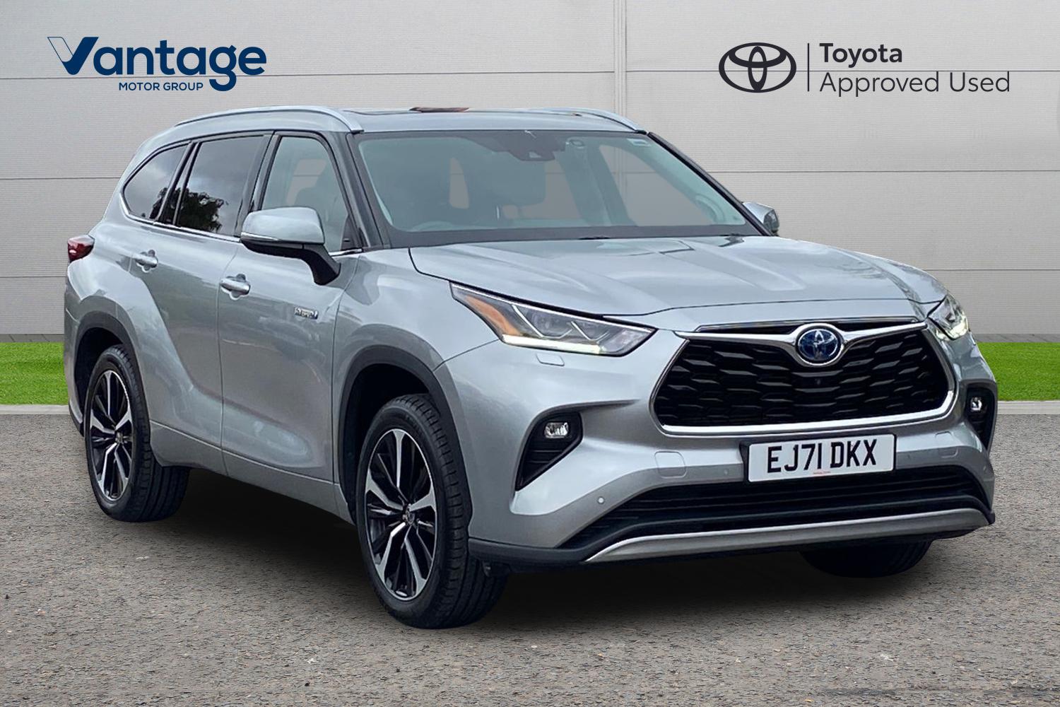 Main listing image - Toyota Highlander