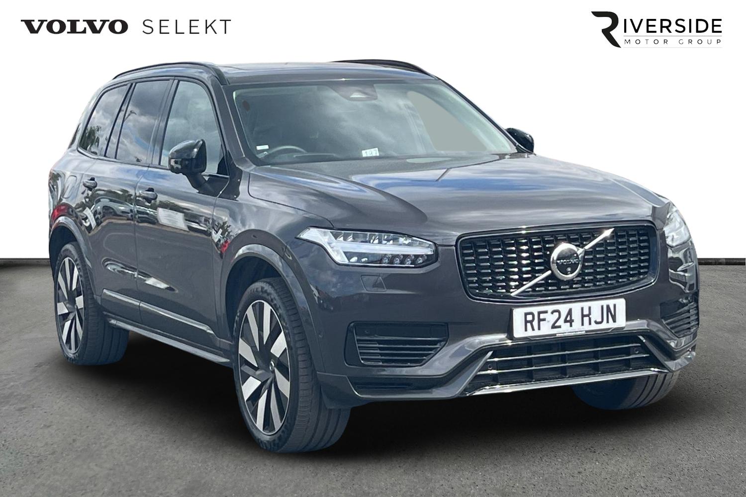 Main listing image - Volvo XC90