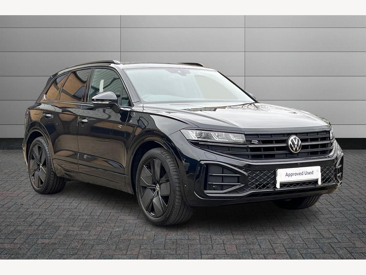 Main listing image - Volkswagen Touareg