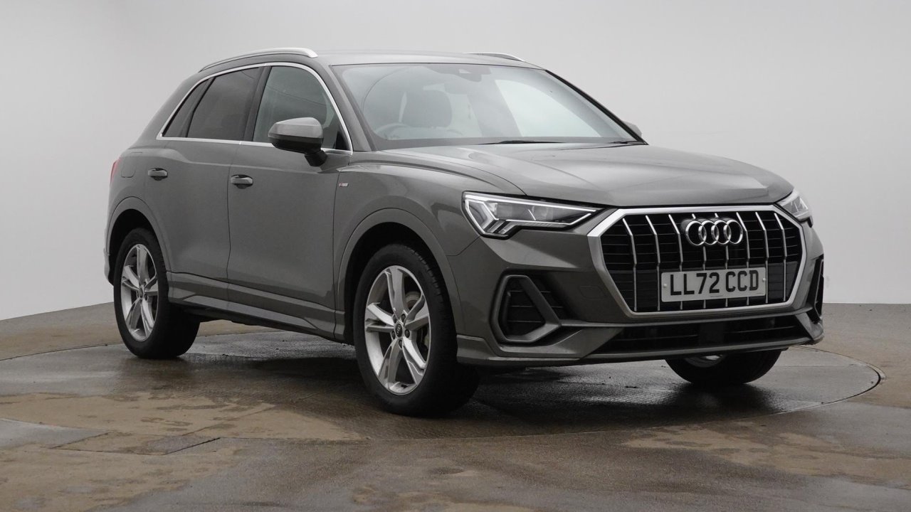 Main listing image - Audi Q3