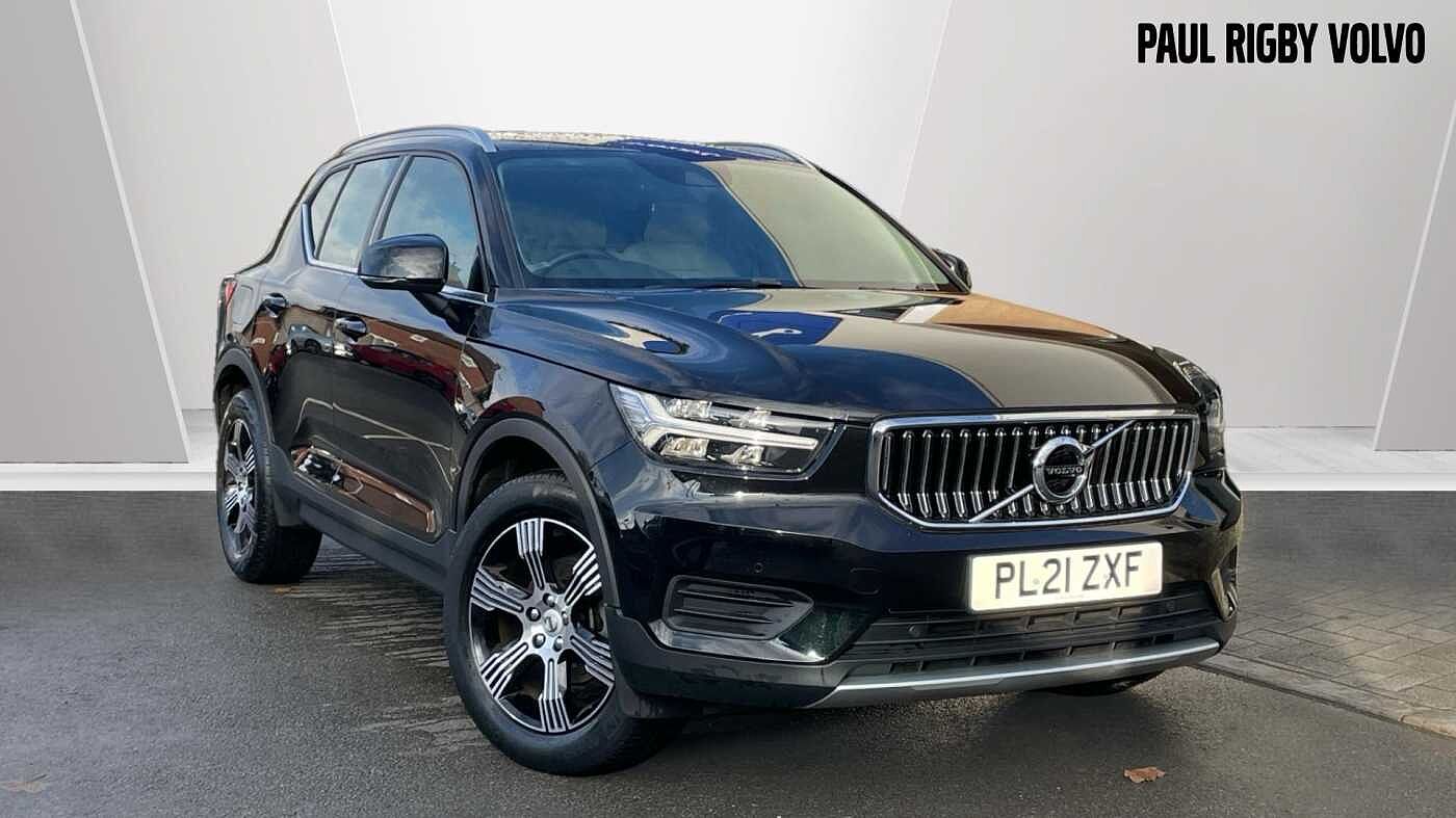 Main listing image - Volvo XC40