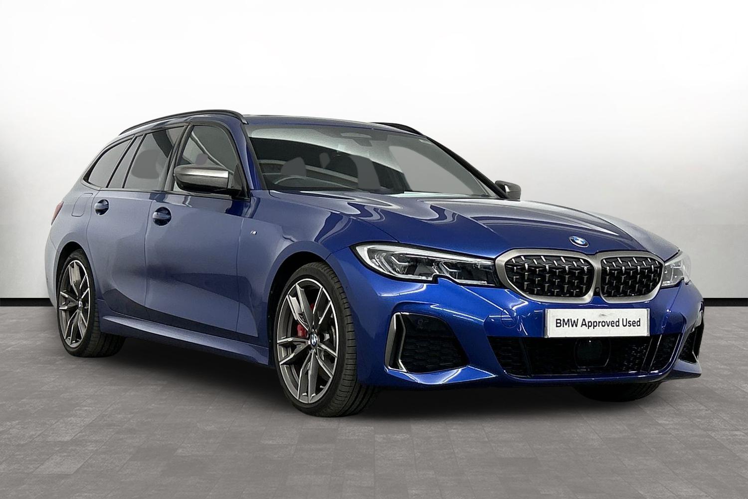 Main listing image - BMW 3 Series Touring