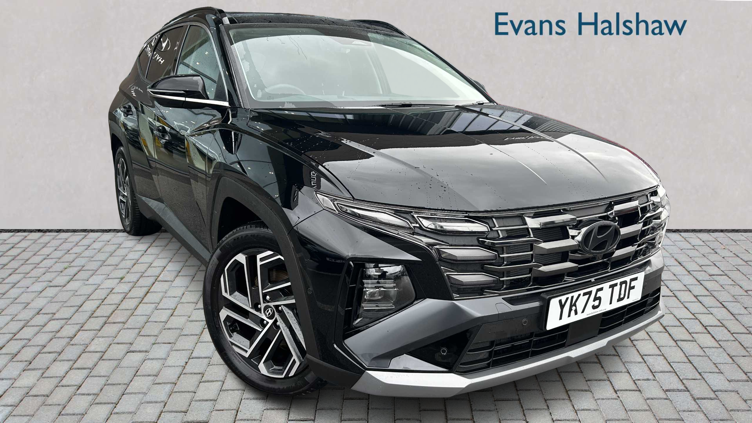 Main listing image - Hyundai Tucson