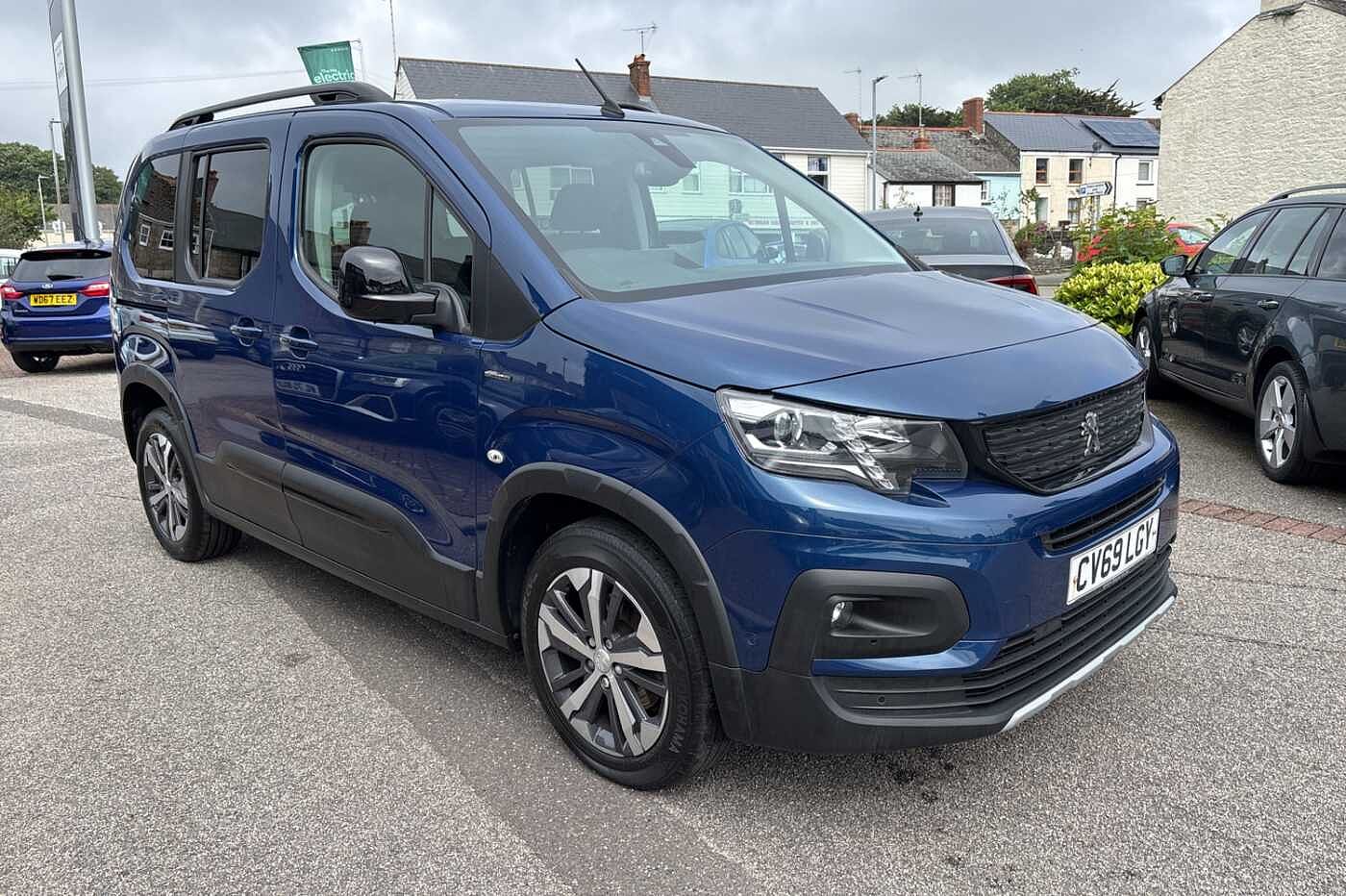 Main listing image - Peugeot Rifter