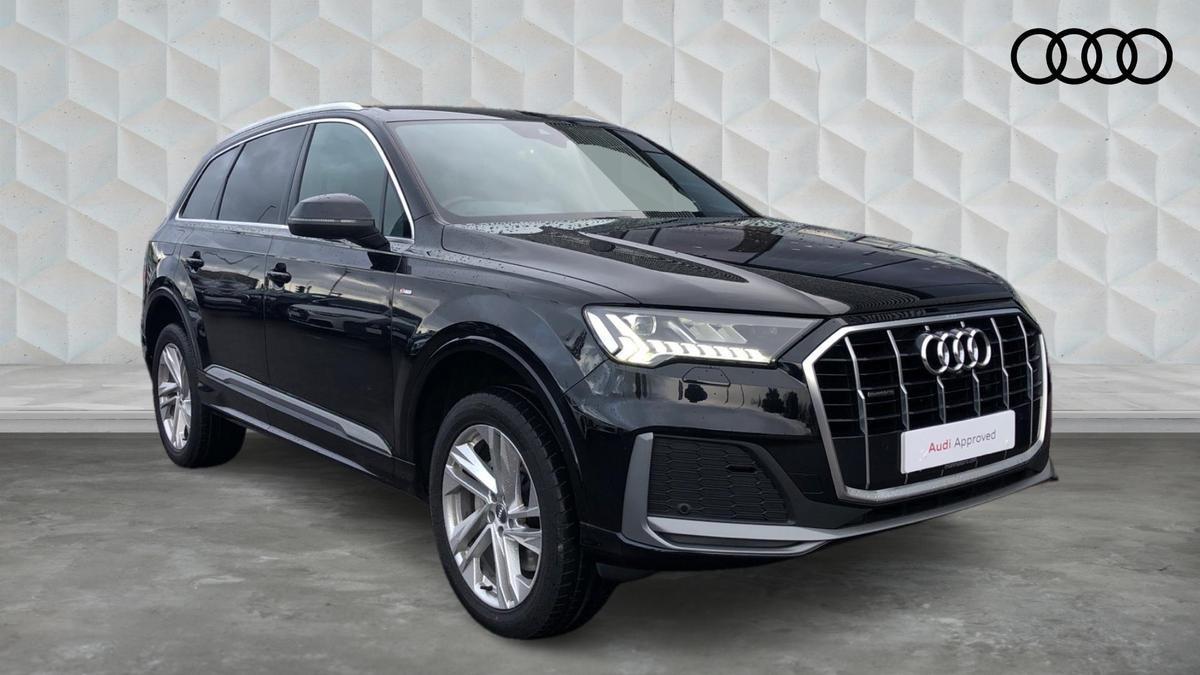 Main listing image - Audi Q7