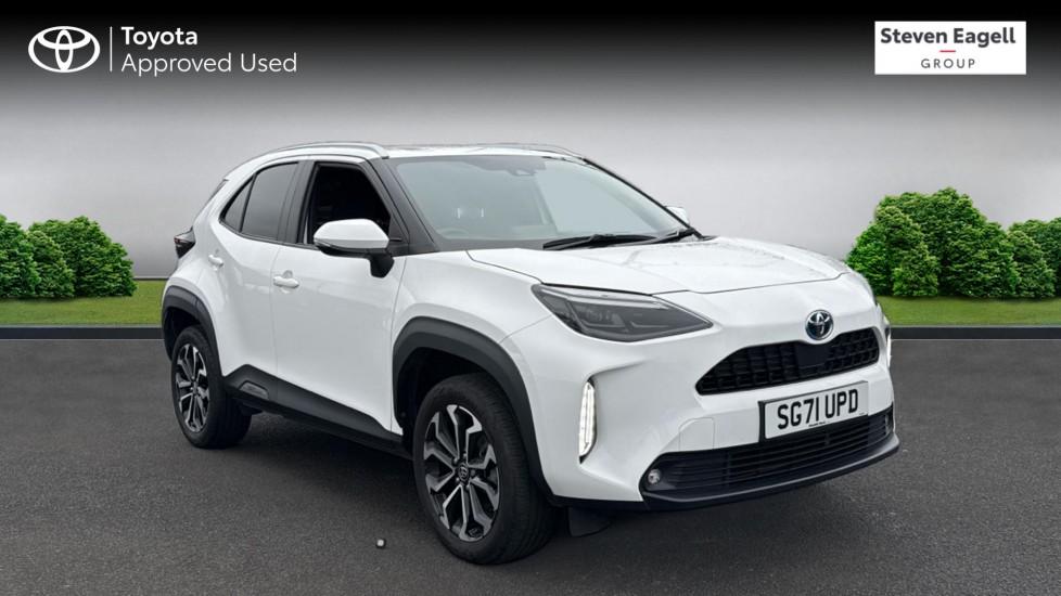 Main listing image - Toyota Yaris Cross