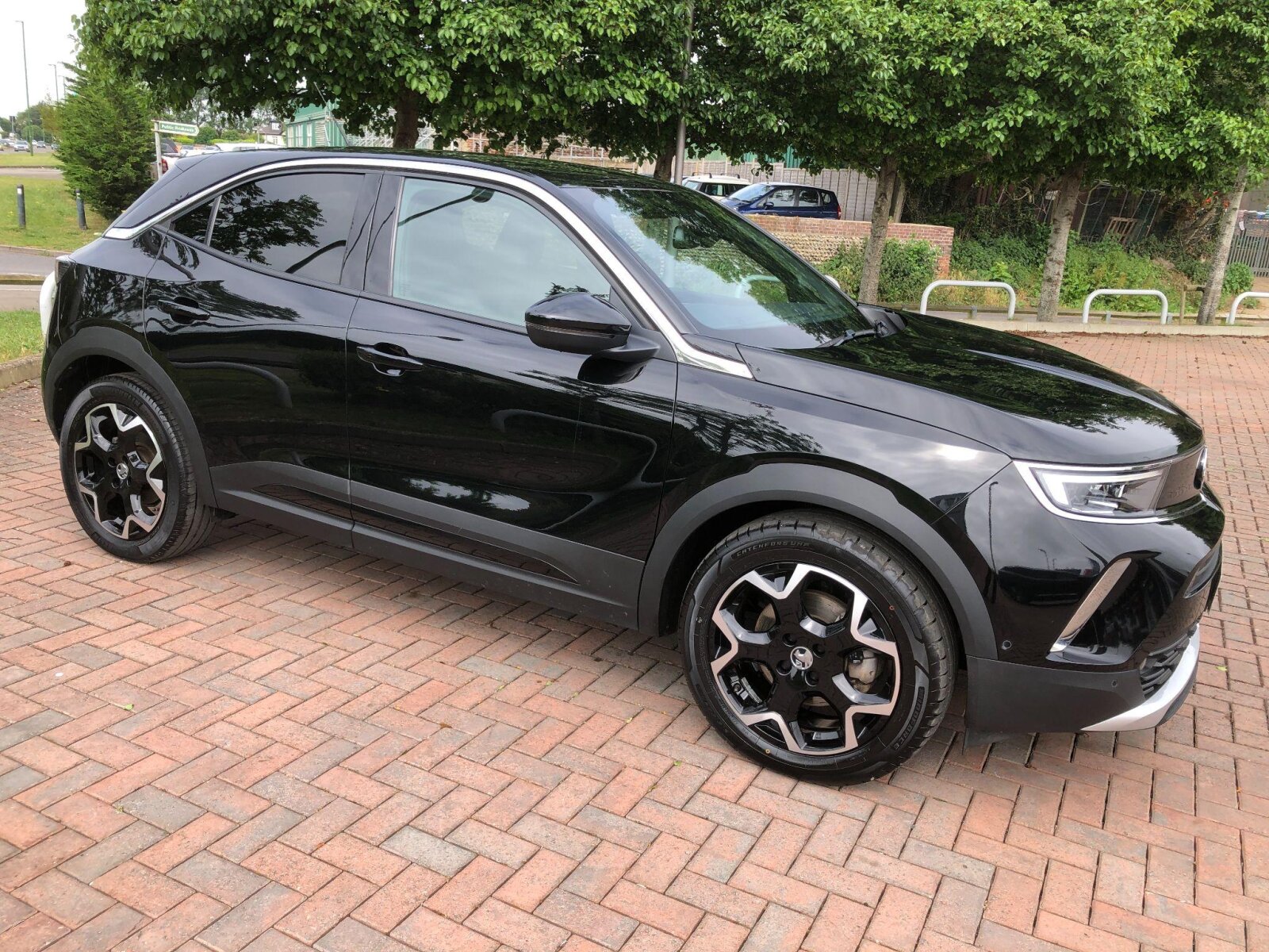Main listing image - Vauxhall Mokka e
