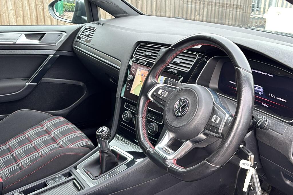 Main listing image - Volkswagen Golf GTI