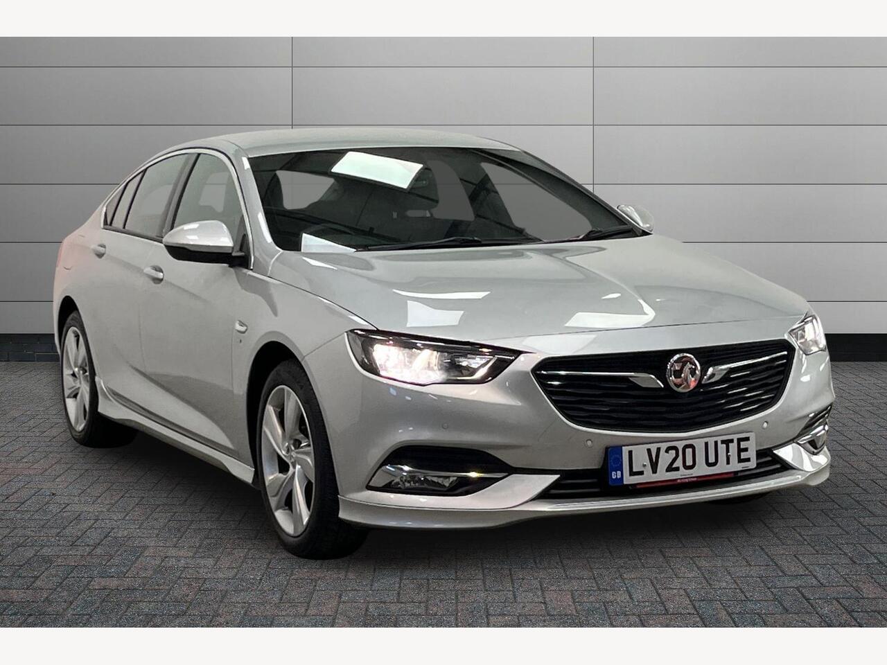 Main listing image - Vauxhall Insignia