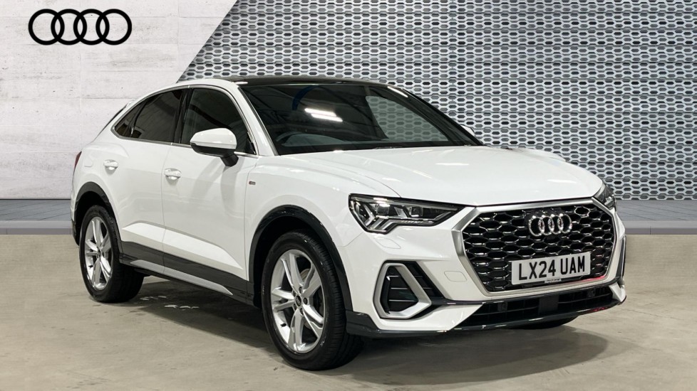 Main listing image - Audi Q3