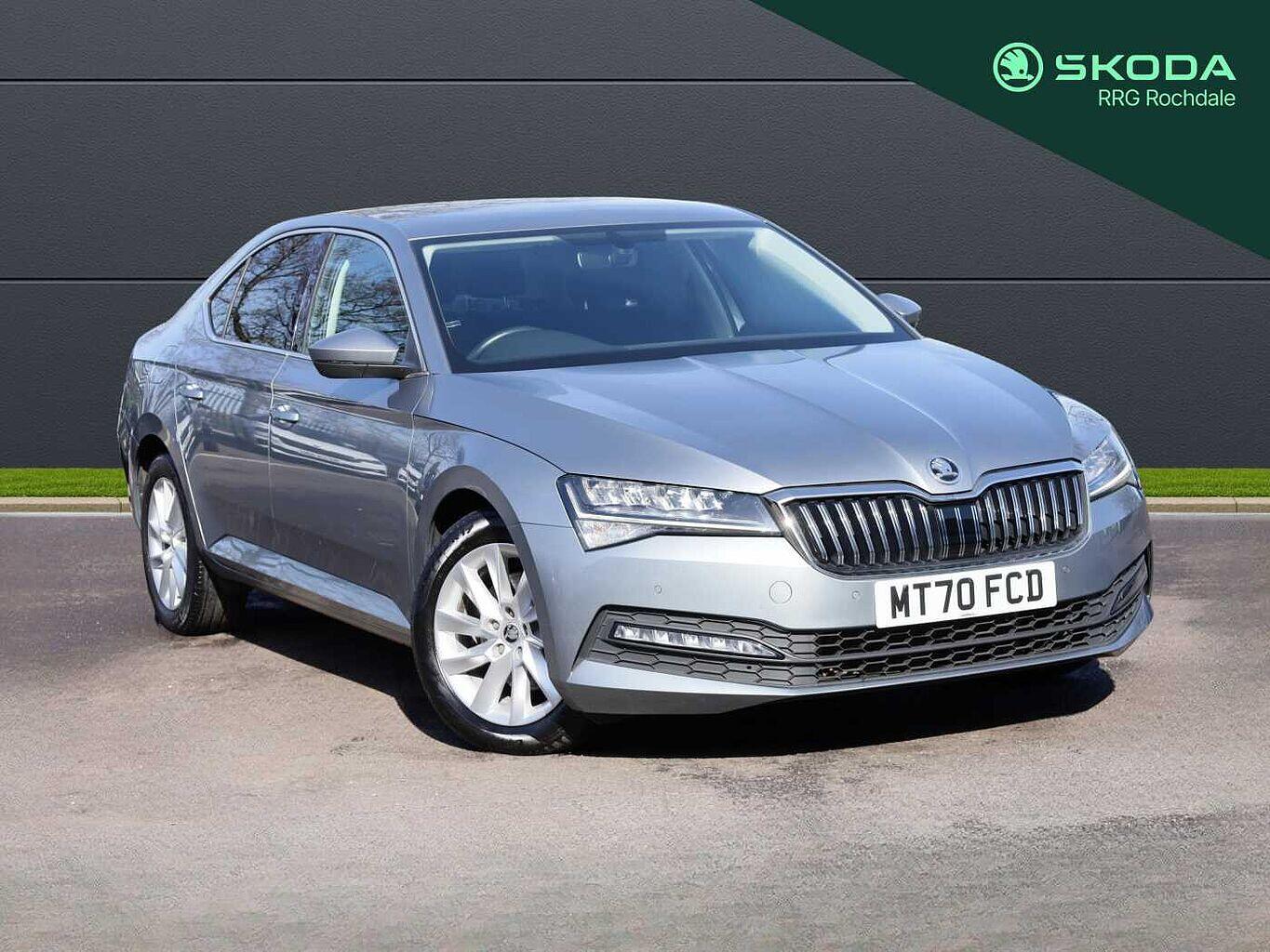 Main listing image - Skoda Superb