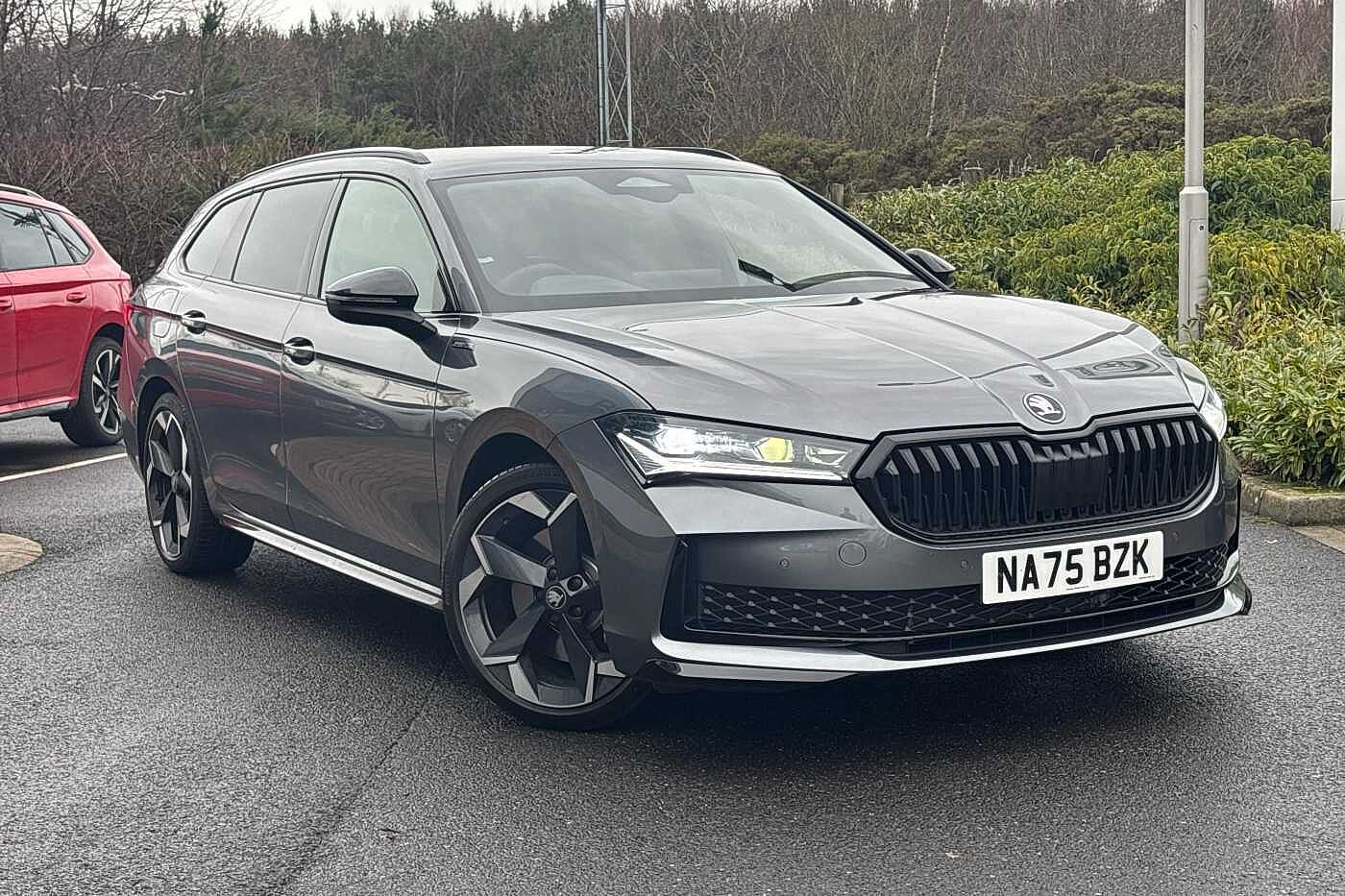 Main listing image - Skoda Superb Estate