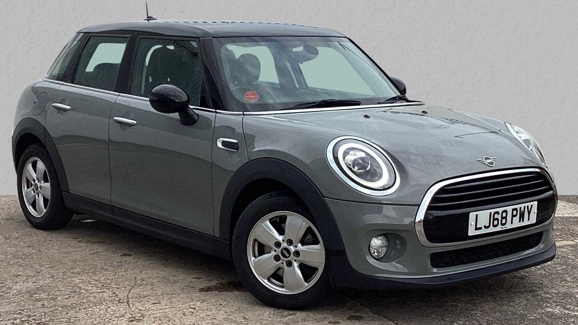 Main listing image - MINI Hatchback 5dr