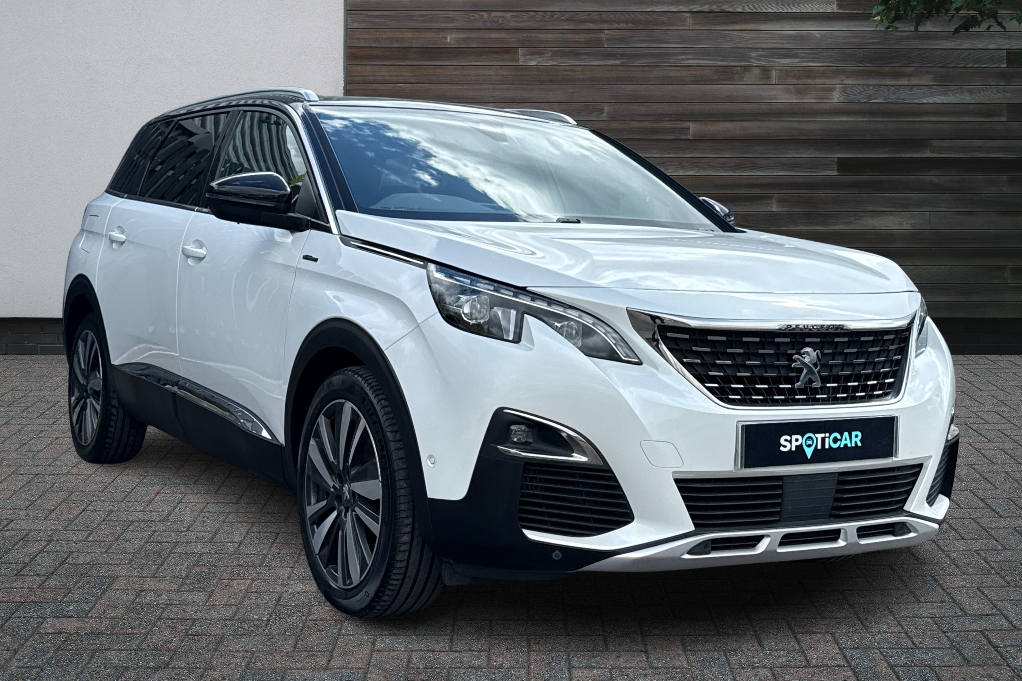 Main listing image - Peugeot 5008
