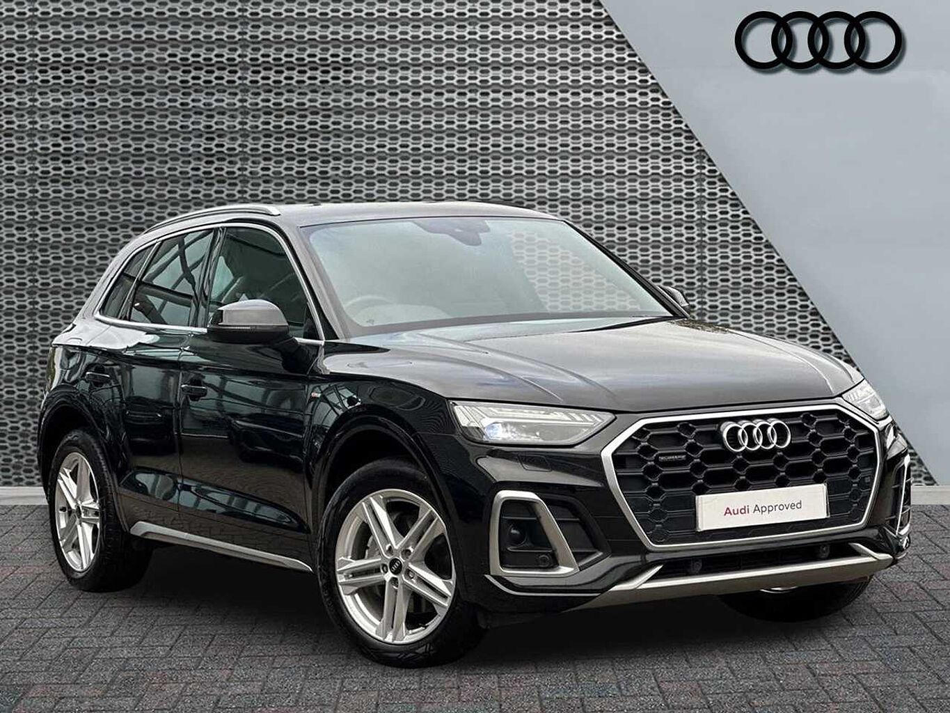 Main listing image - Audi Q5