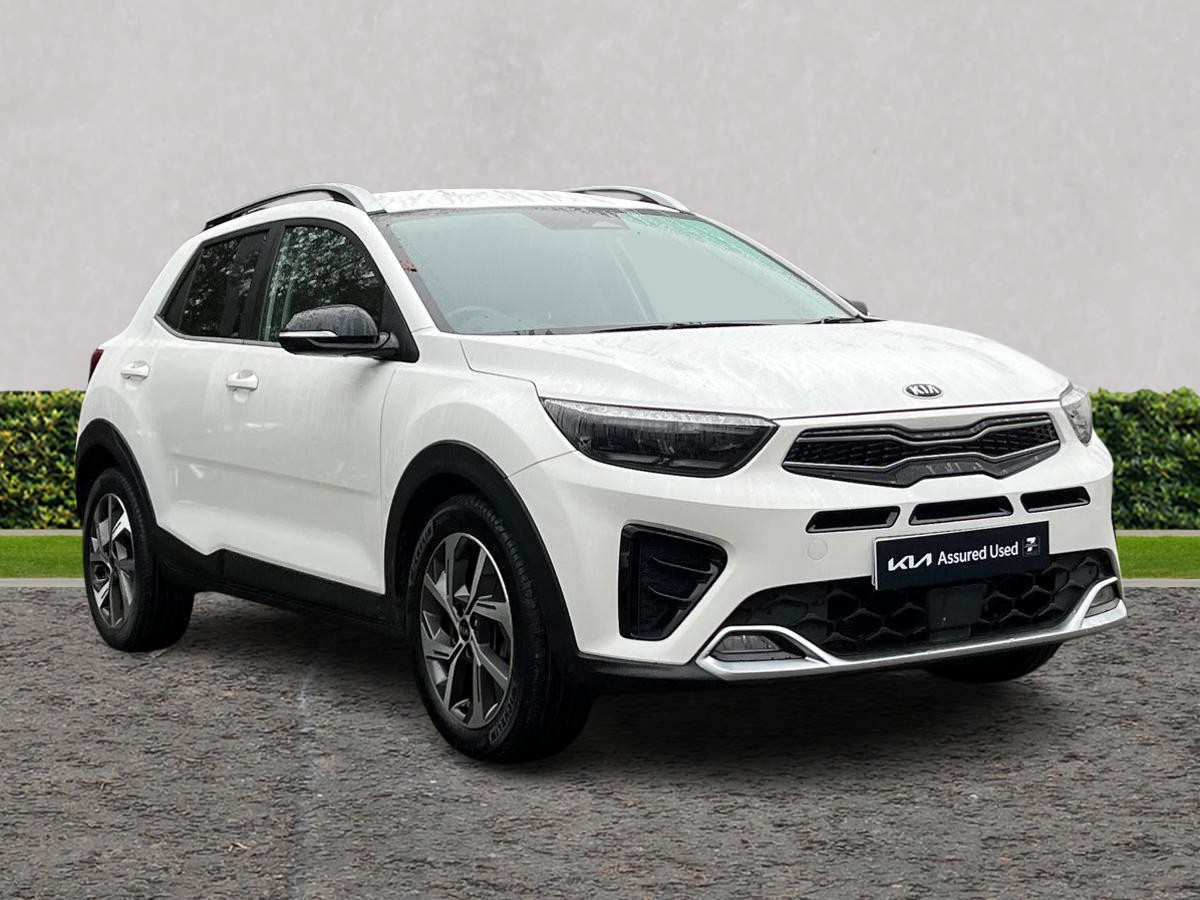 Main listing image - Kia Stonic