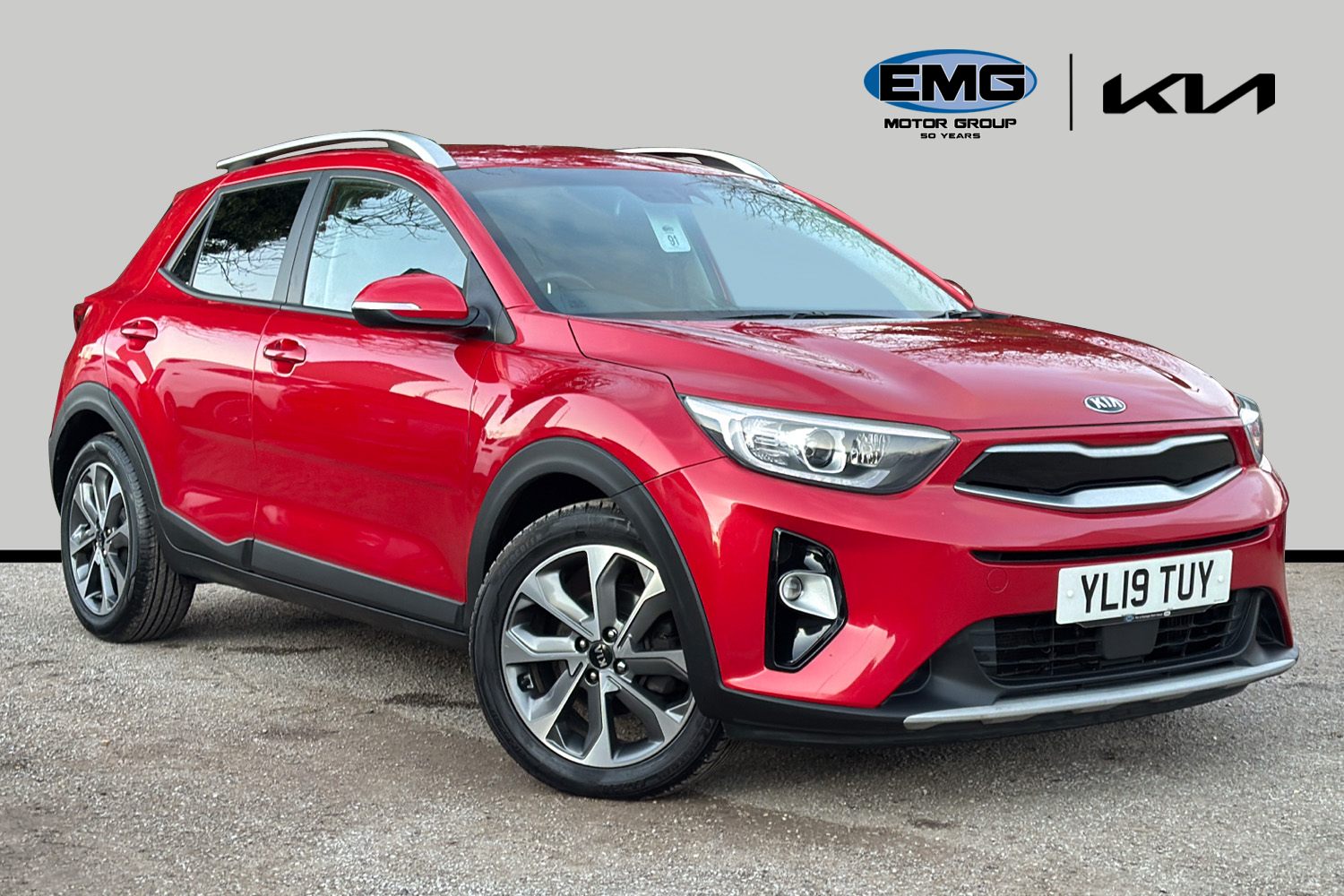 Main listing image - Kia Stonic