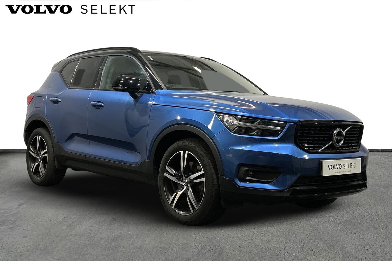 Main listing image - Volvo XC40 Recharge