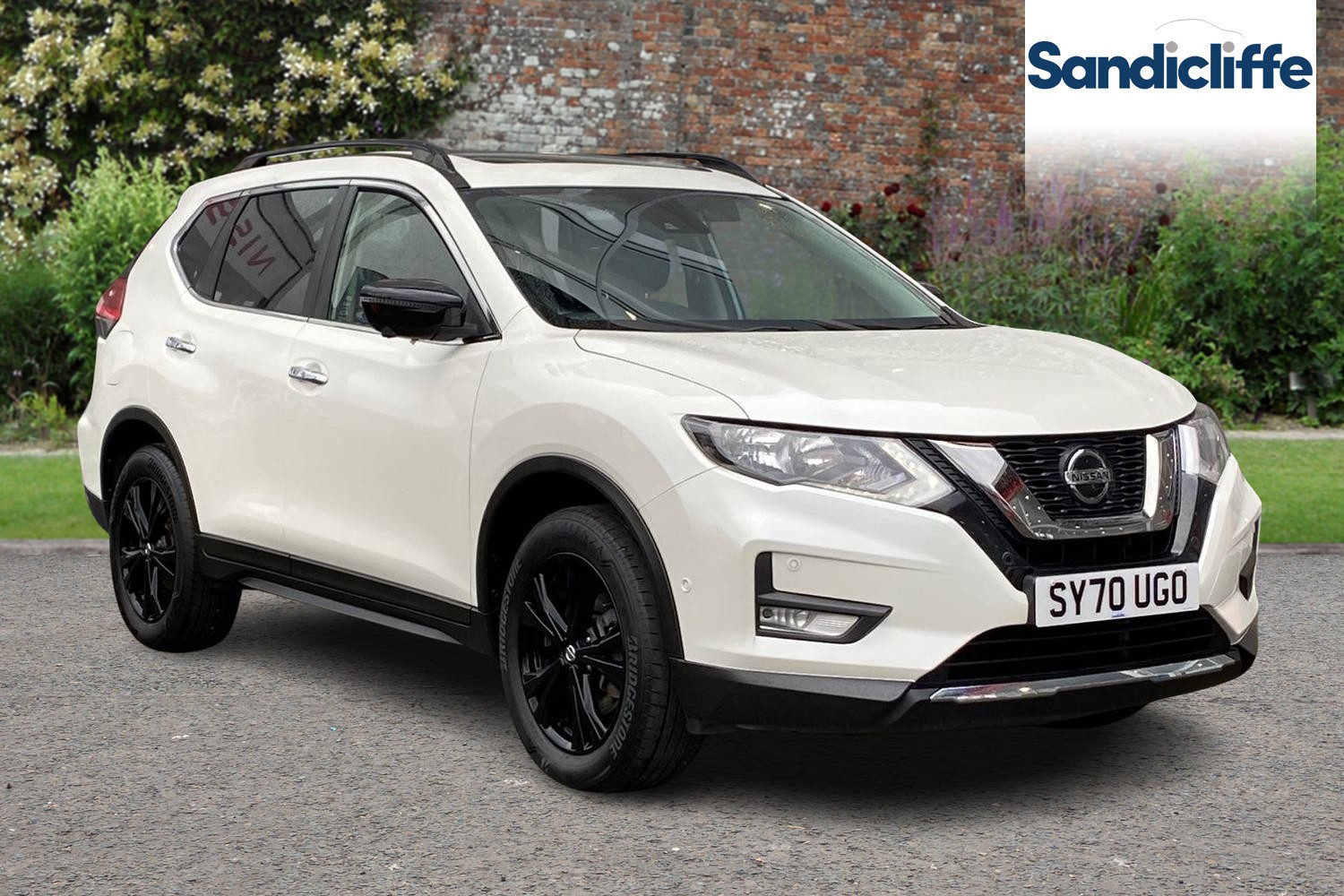 Main listing image - Nissan X-Trail