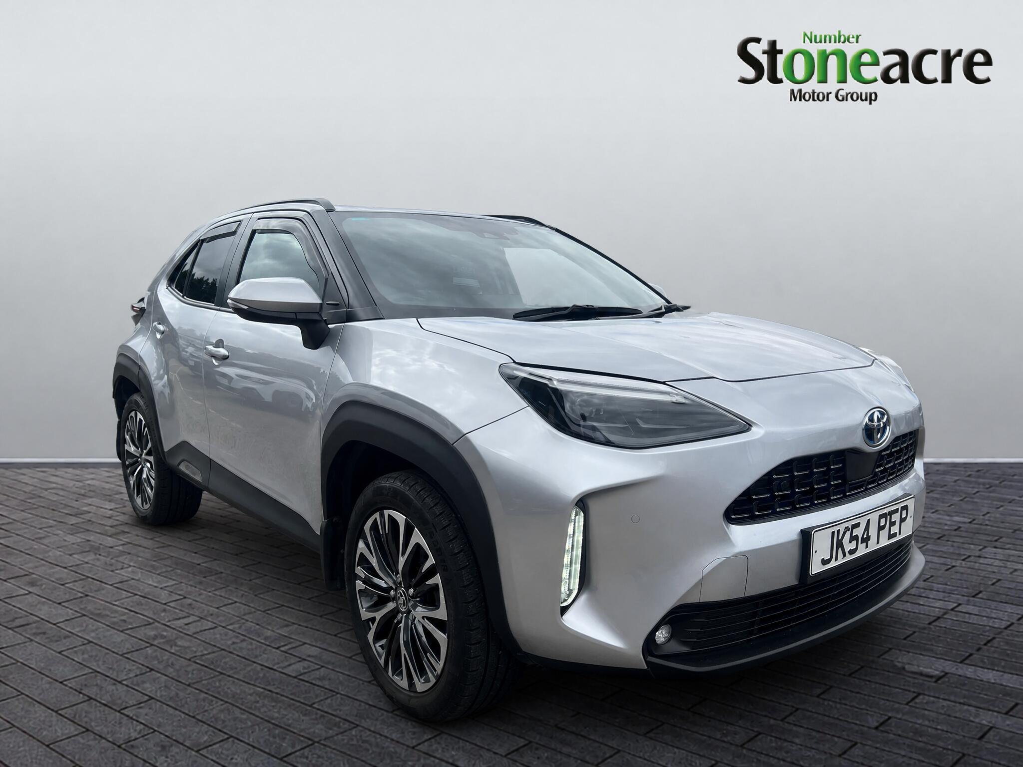 Main listing image - Toyota Yaris Cross