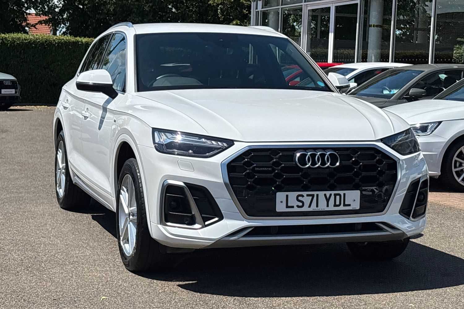 Main listing image - Audi Q5