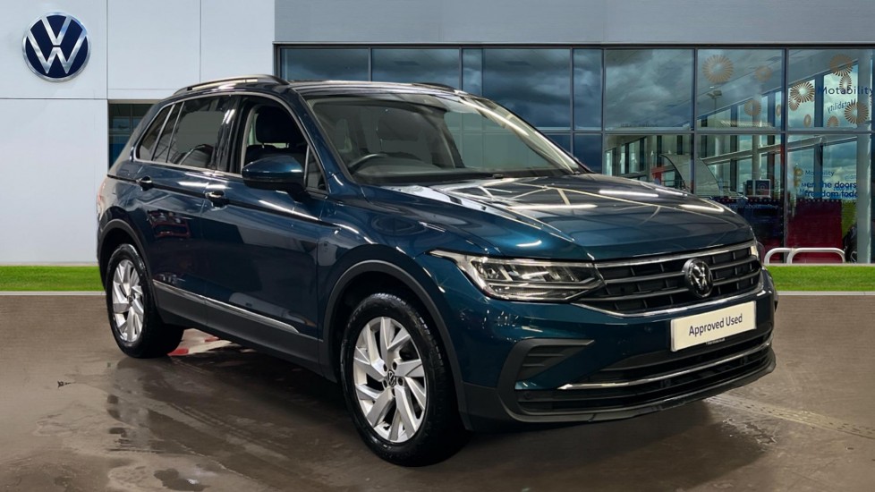 Main listing image - Volkswagen Tiguan