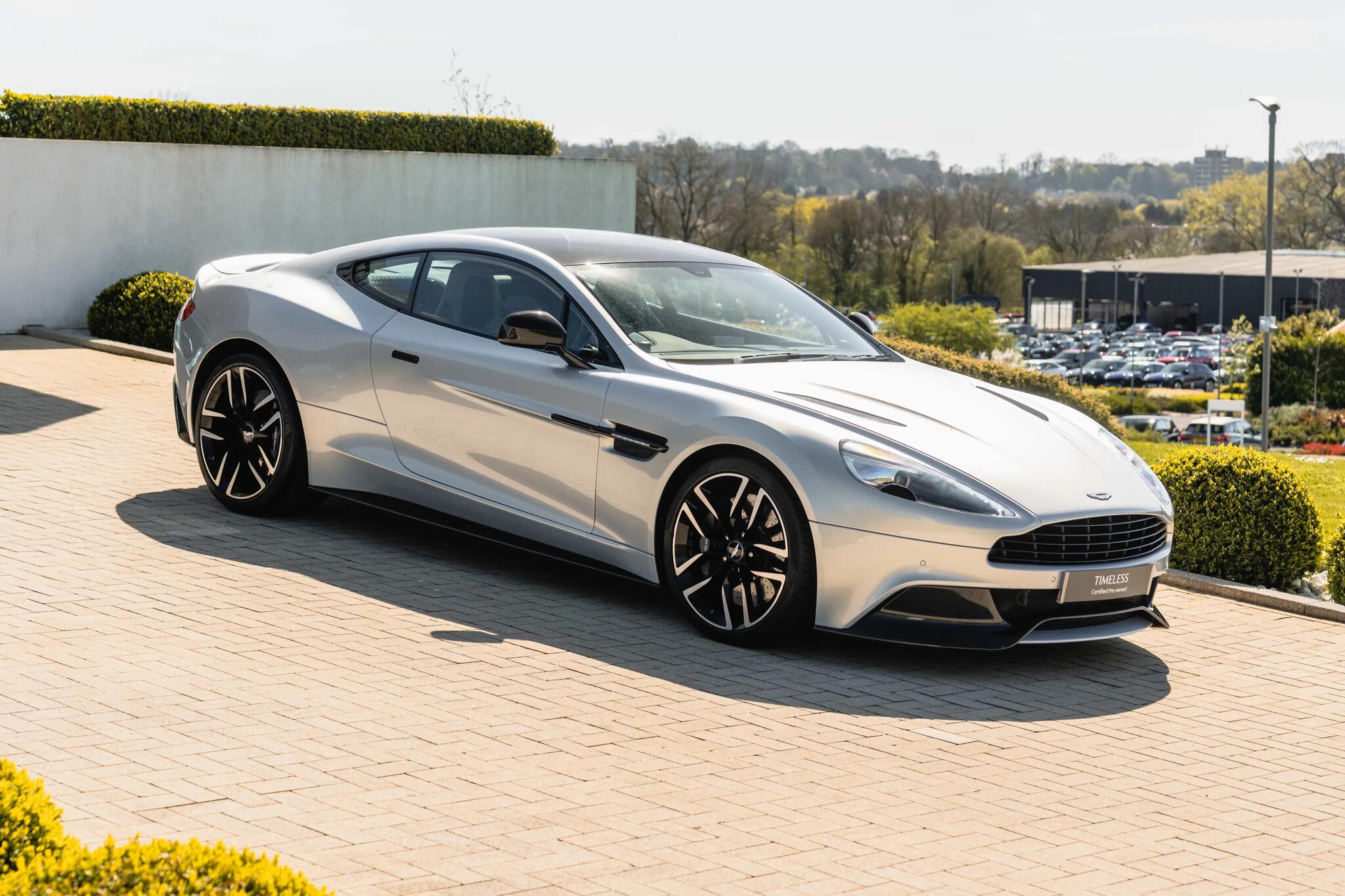 Main listing image - Aston Martin Vanquish