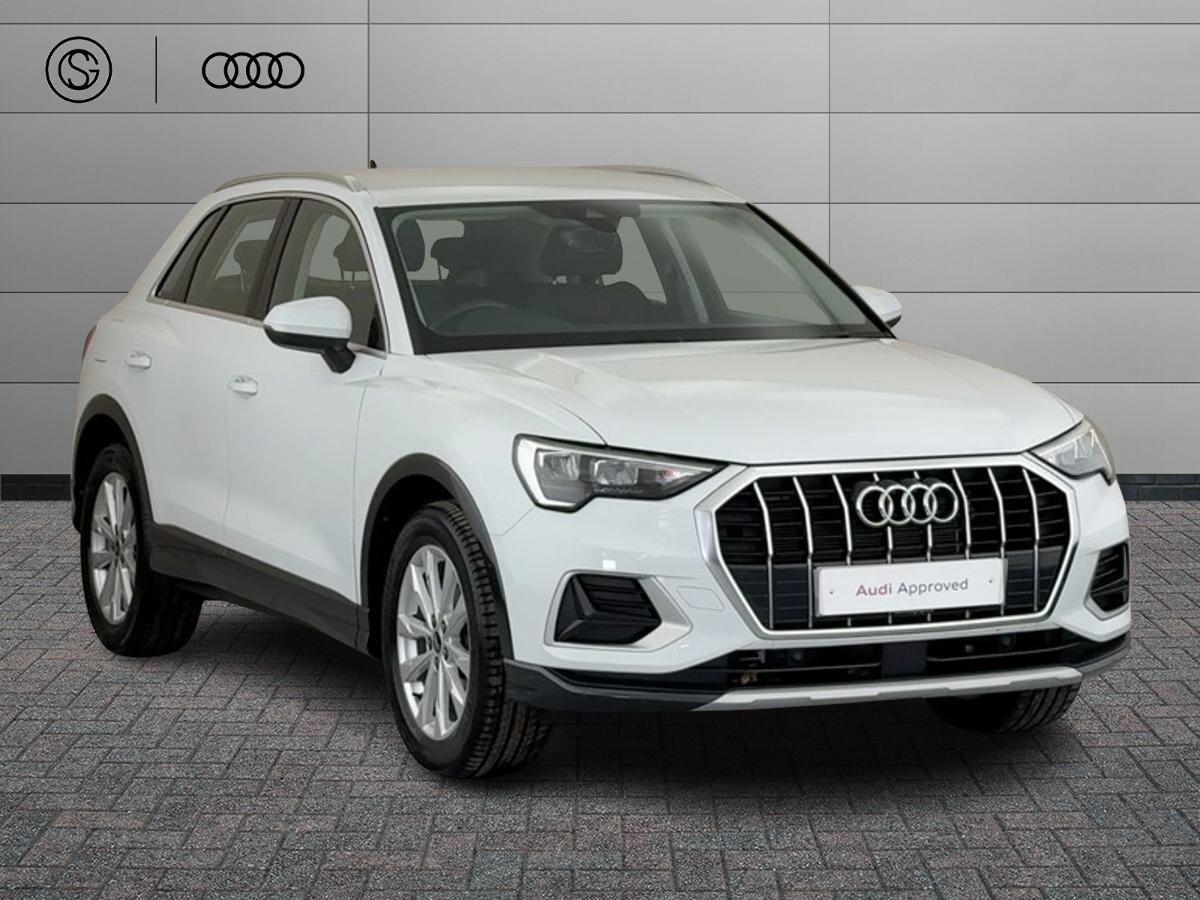Main listing image - Audi Q3