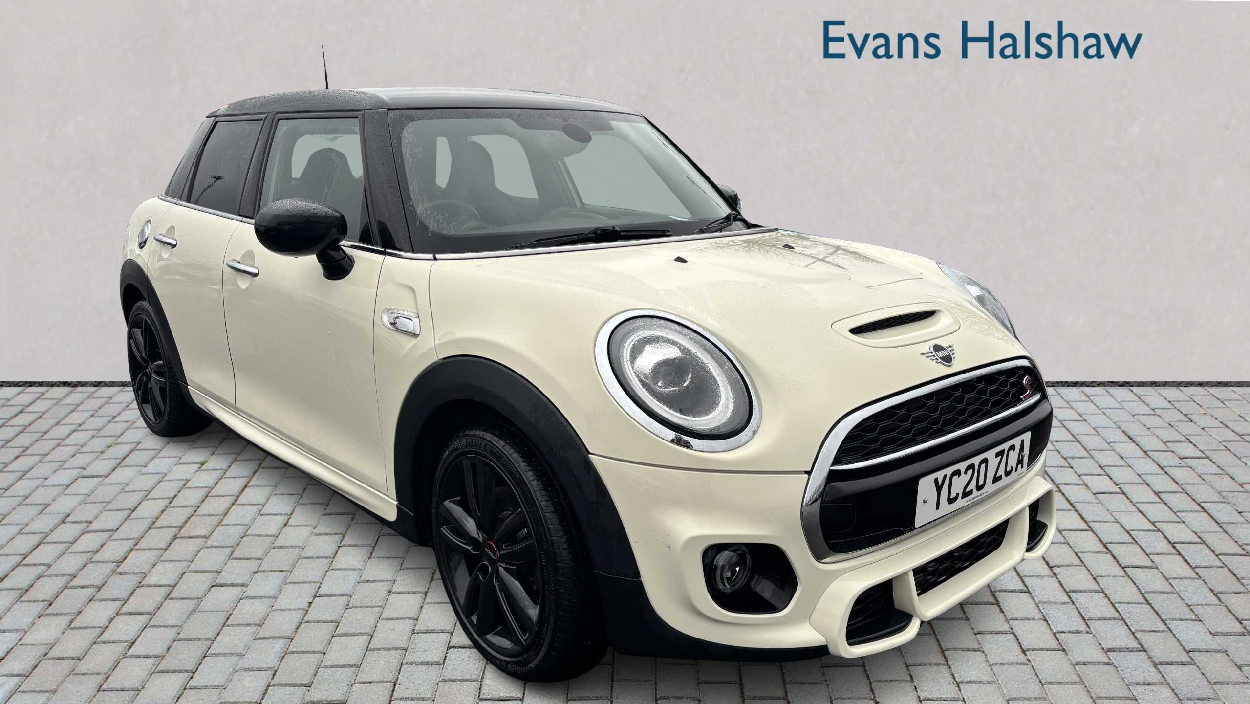 Main listing image - MINI Hatchback 5dr
