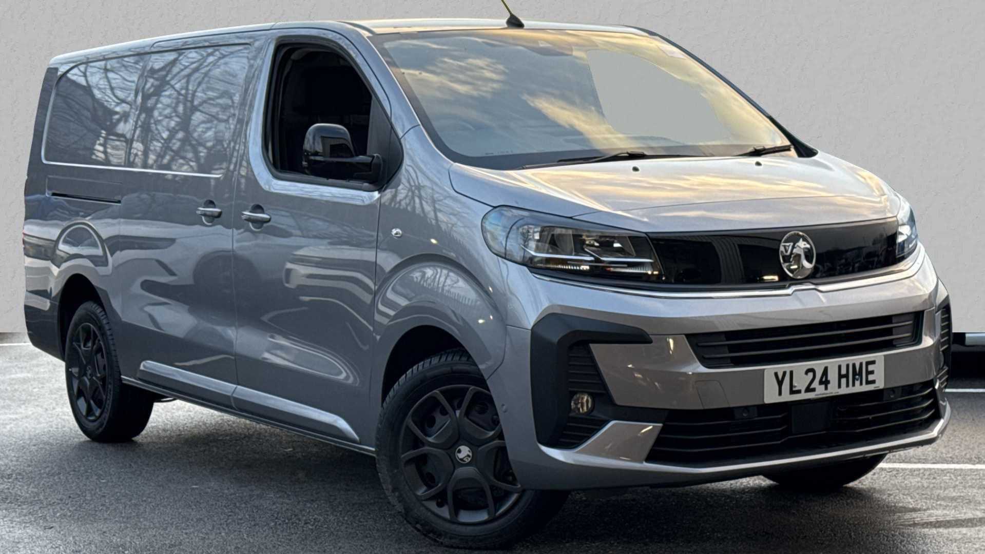 Main listing image - Vauxhall Vivaro