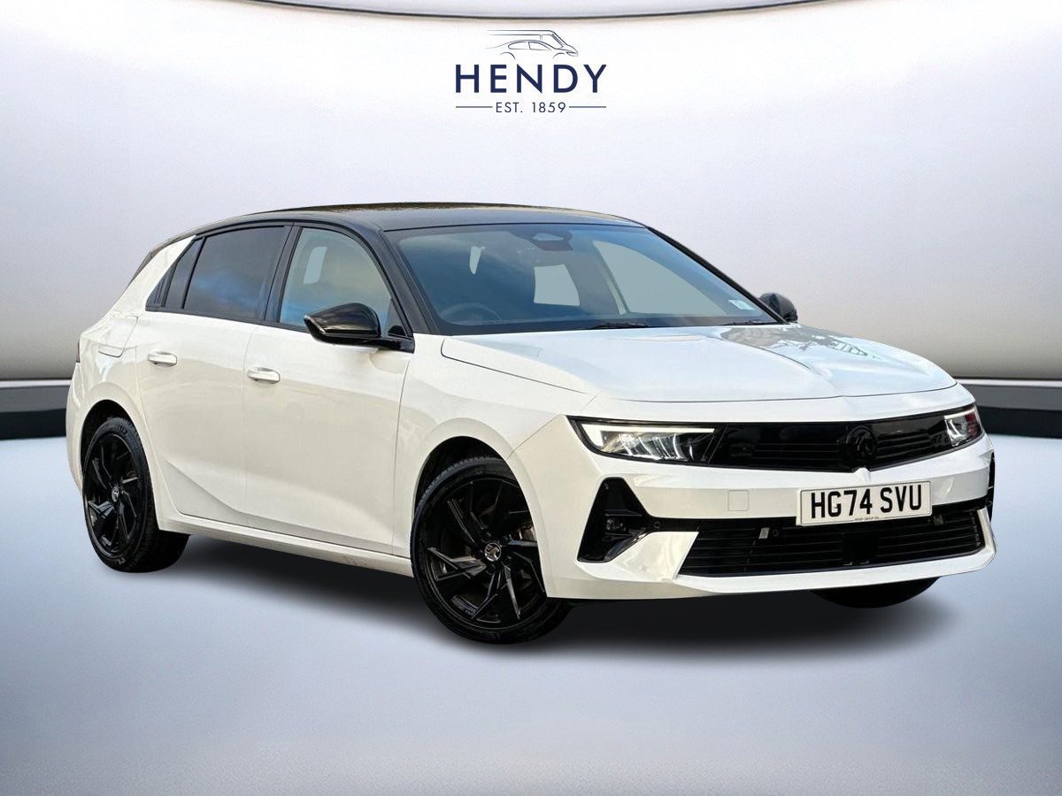 Main listing image - Vauxhall Astra