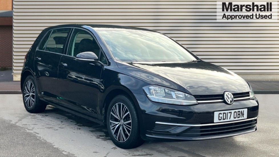 Main listing image - Volkswagen Golf