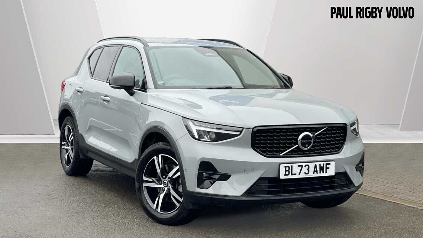 Main listing image - Volvo XC40