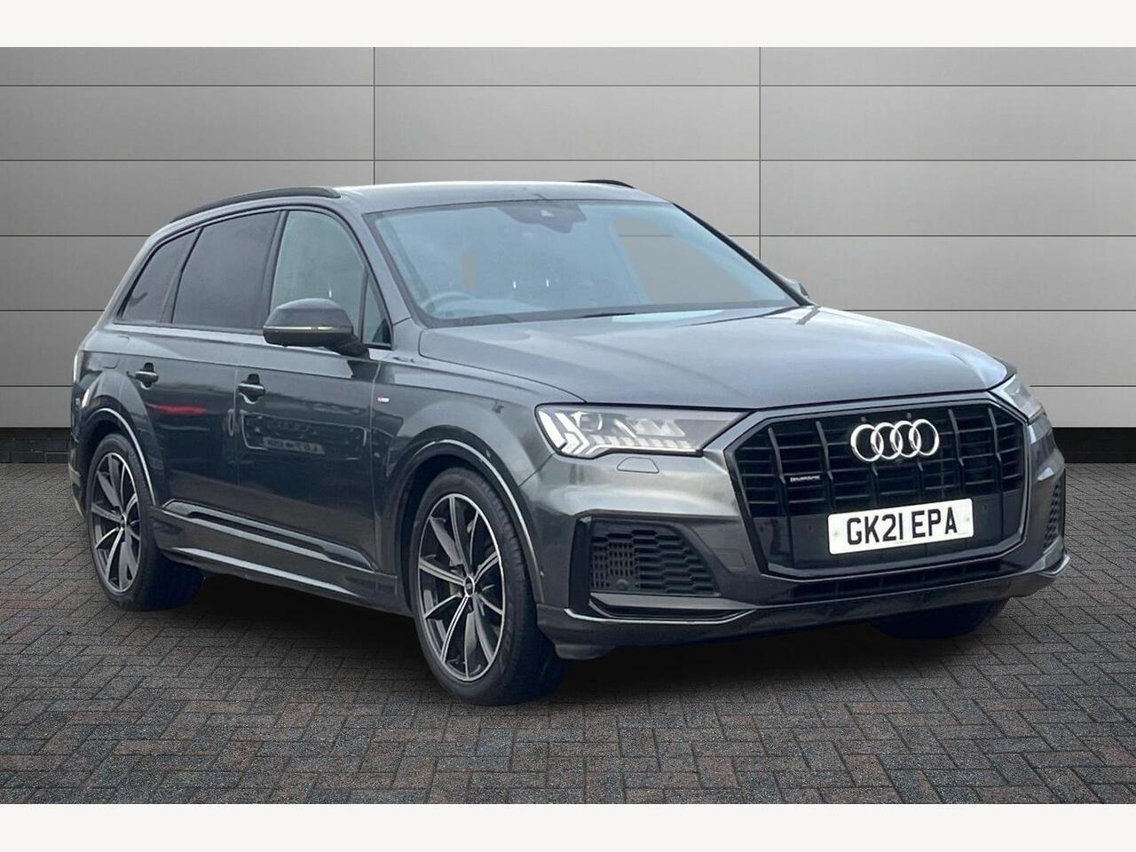 Main listing image - Audi Q7